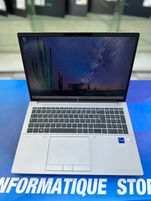 HP Z BOOK FURY G9 CORE : INTEL i7 / 12800HX DISC : 512 GB  (SSD)  RAM : 32 GB   RTX A3000