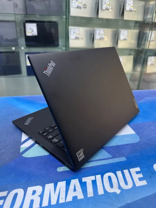 THINKPAD T14s GEN4 CORE : INTEL i7 - 1365U DISC :  512 GB  (SSD)  RAM : 16 GB