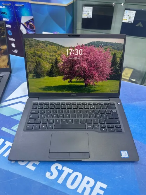 DELL LATITUDE 7400 CORE : INTEL i5 - 8365U DISC :  256 GB  (SSD)  RAM : 08 GB