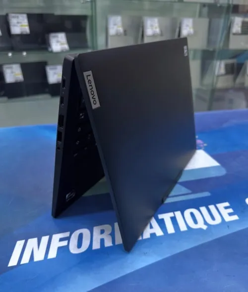 THINKPAD T14 CORE : RYZEN 5 PRO 8540U DISC :  512 GB (SSD)  RAM : 32 GB