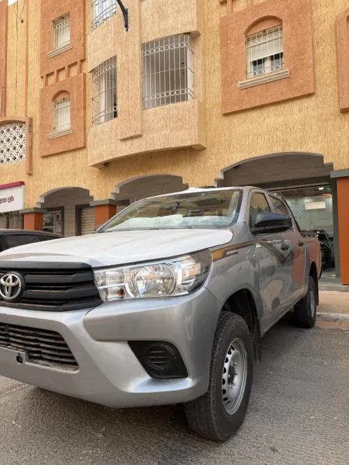 Toyota HILUX 4X4 2025 الإصدار الجنوبي (صافي)