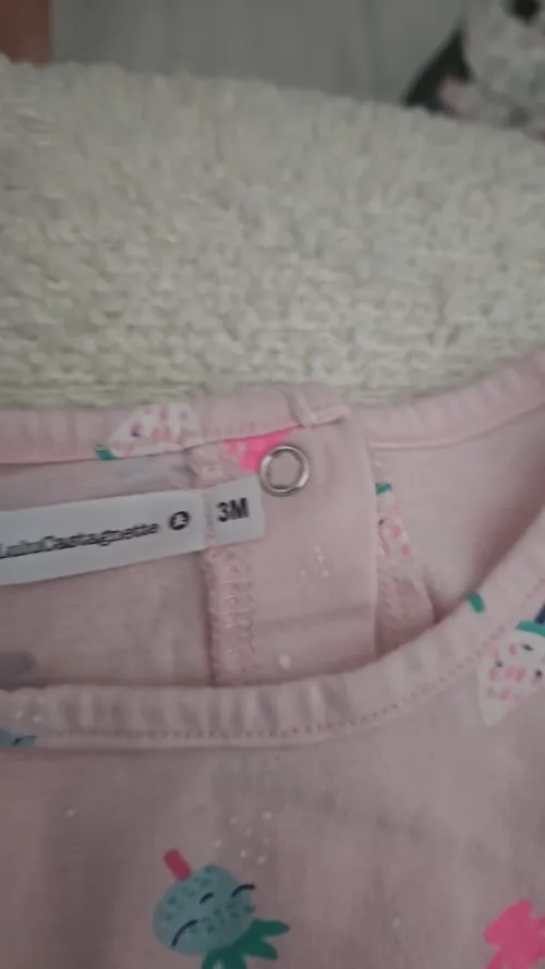 Vêtements d'occasion bébé 