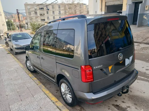 Volkswagen Caddy 2018 Highline