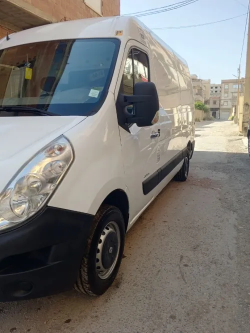 Renault Master 2012