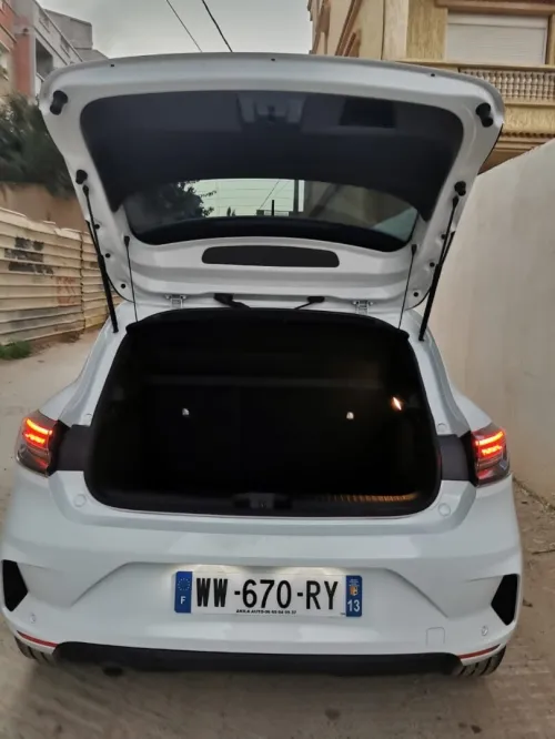 Renault Clio 5  2024 Evolution