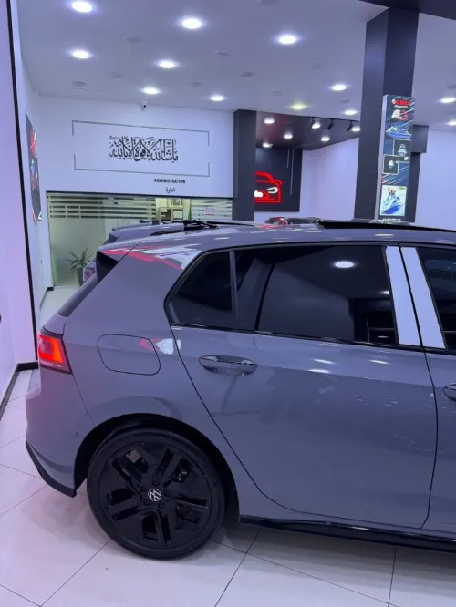 Volkswagen Golf 8 2025 R-Line