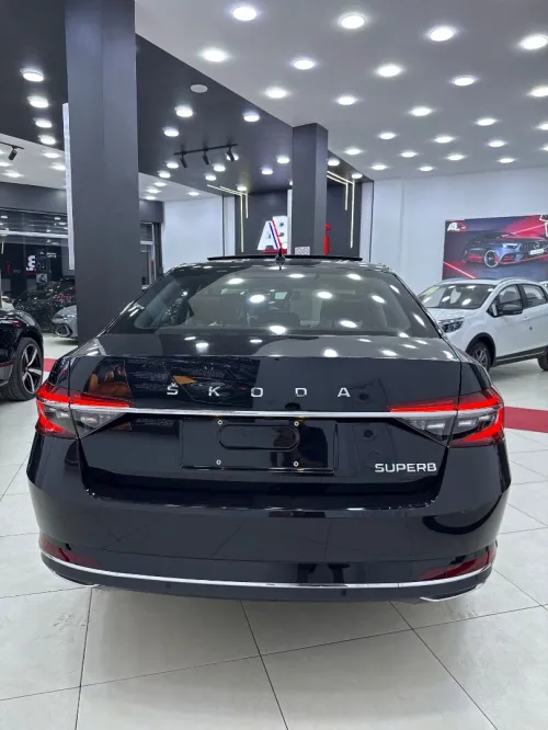 Skoda Superb 2025 