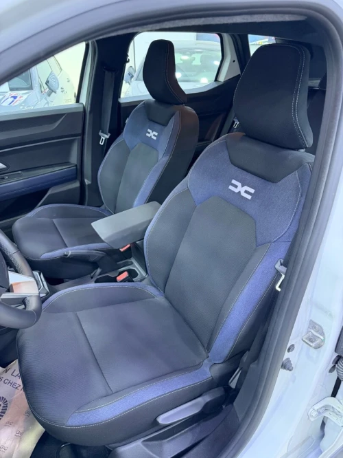 Dacia Duster 2025 
