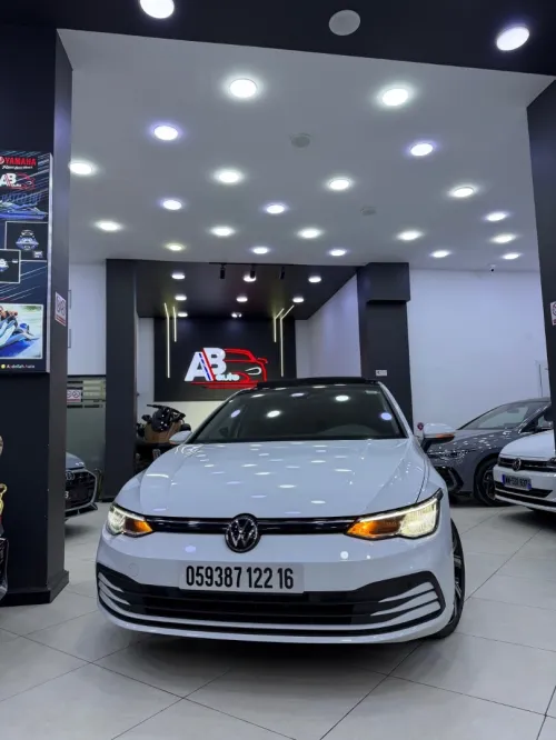 Volkswagen Golf 8 2022 Active