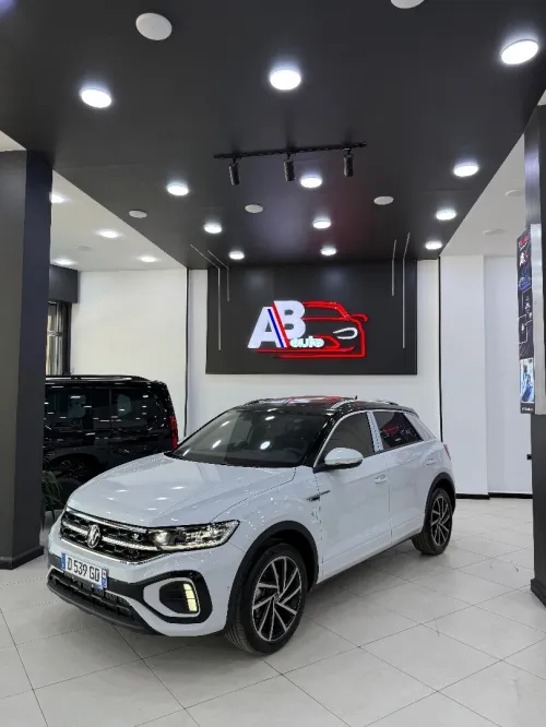 Volkswagen T-Roc 2025 R-Line 