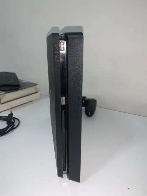Ps4 slim 1000 g flashii