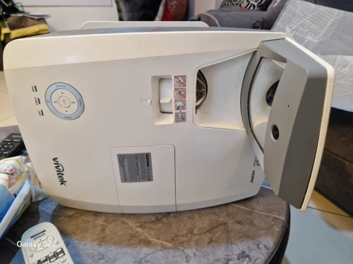 VIDÉO PROJECTEUR VIVITEK