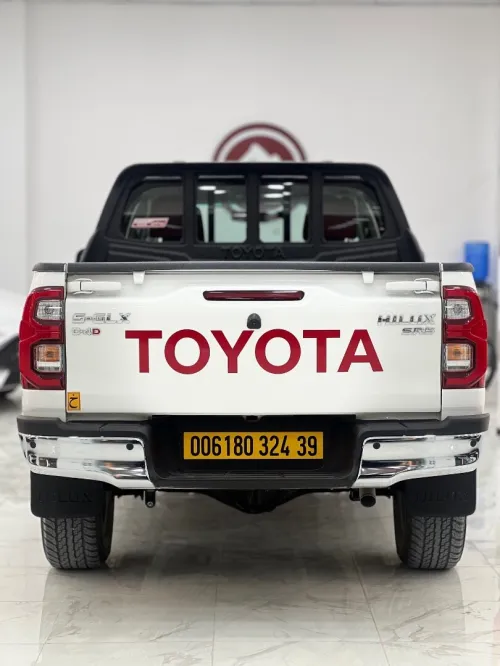 Toyota Hilux 2024 مواصفات سعودية