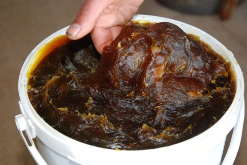 SAVON NOIR ISSOULA -صابون دزاير الحر-