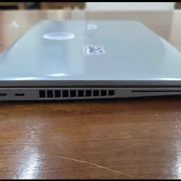 DELL latitude 5520