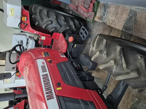 Mahindra 8000 2025