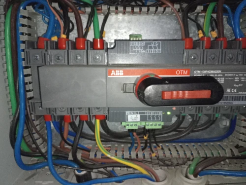 Électricien bâtiment expert