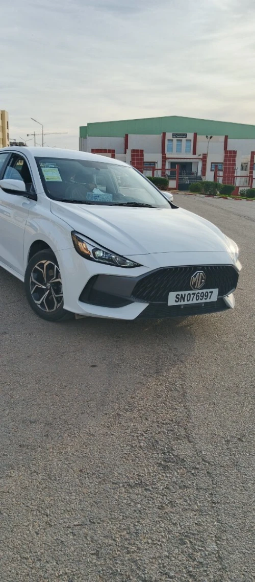 MG 5 2025 Manuel