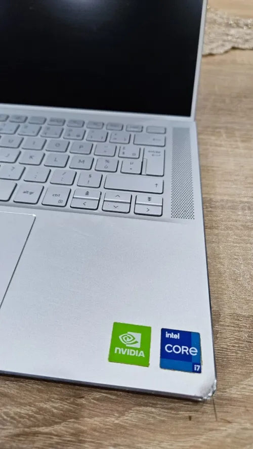 PC portable laptop Dell inspiron 14 7000