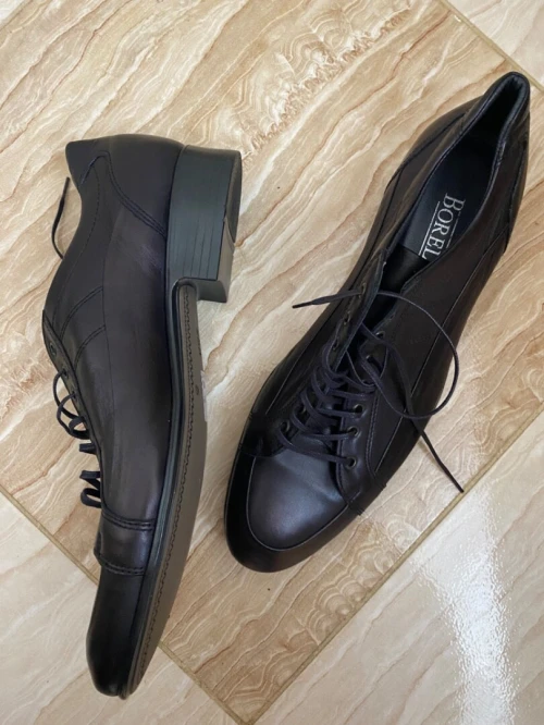 Chaussures classiques à vendre
