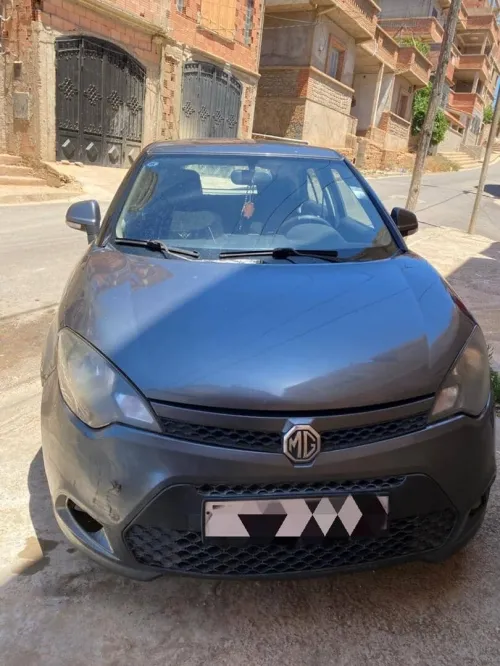 MG 3 2012 