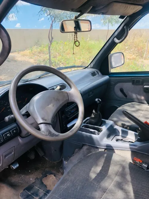 Nissan Serena 2001 