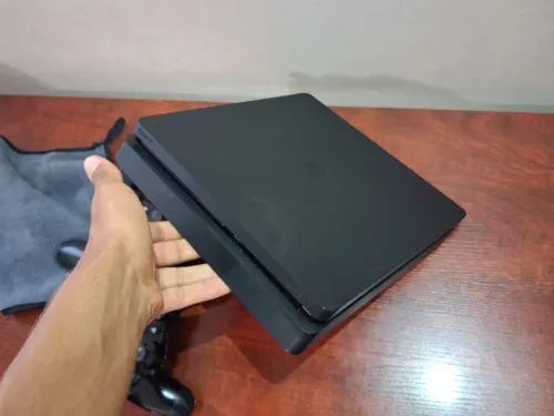 PS4 Flache