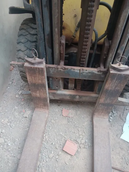 Isuzu كلارك Hyster 1987 
