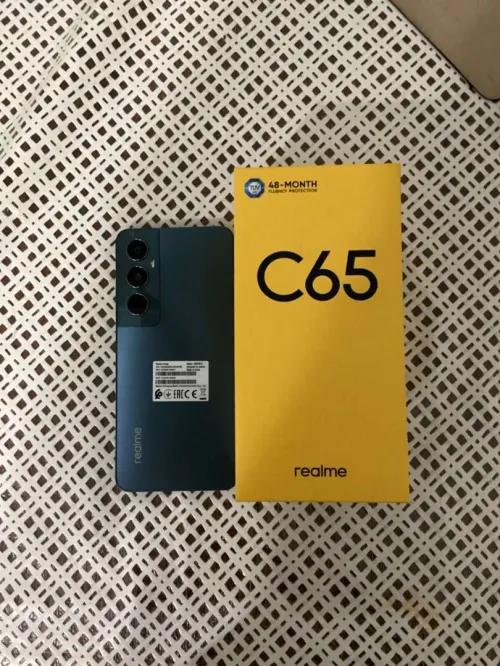 relame c65 8/256 C65
