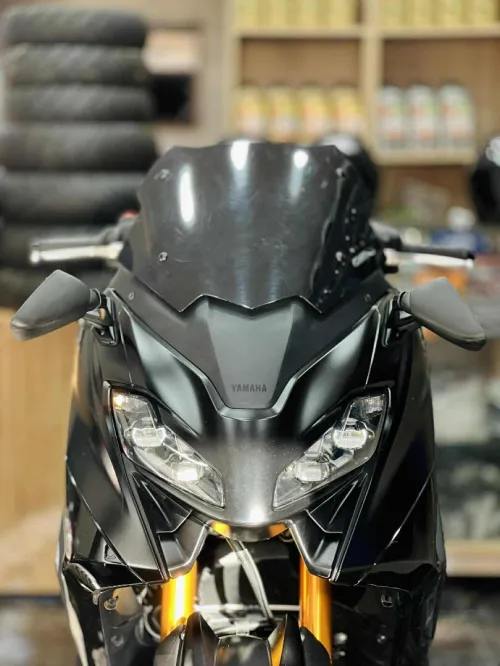 Yamaha Tmax 2024
