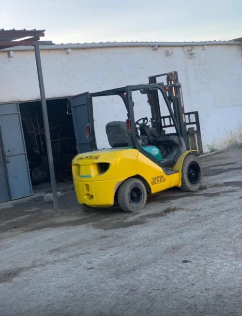 Klark Komatsu 2010