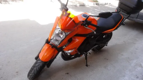 KAWASAKI ER-6n 2011