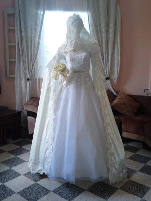 Robe de soirée+robe blanche+kaftan+karakou+chaussures