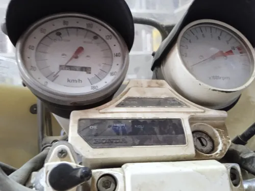 هوندا سيبيكسhonda cbx 750 Honda cbx 750هوندا سيبيكس 2002
