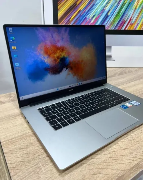 HUAWEI MATEBOOK D15