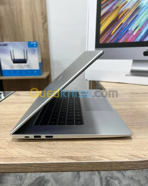 HUAWEI MATEBOOK D15