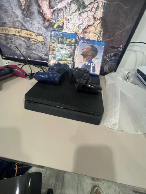Play 4 slim 