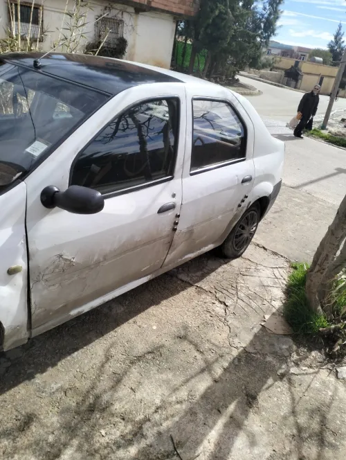 Renault Logan 2008 La baz
