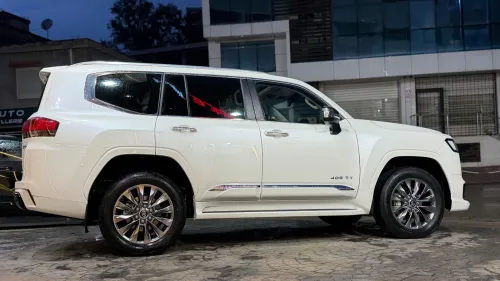 Toyota Land Cruiser  2025 VXR