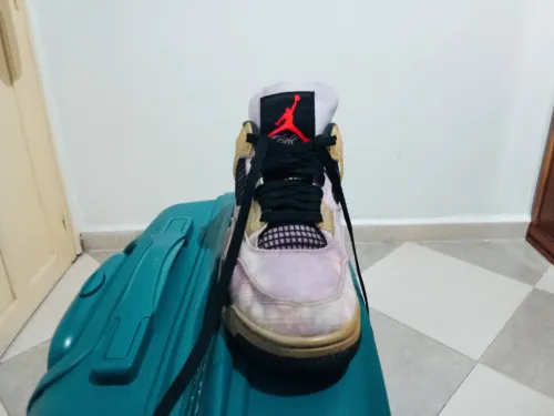 Jordan 4 édition limitée violet avec fil violet violet