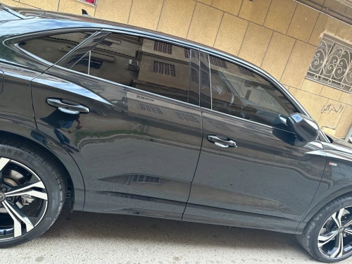 Audi Q3 2023 S ling