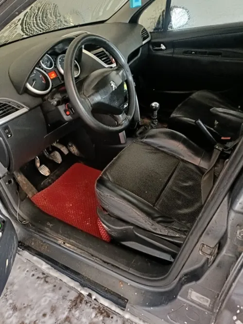 Peugeot 207 2008 Sportium