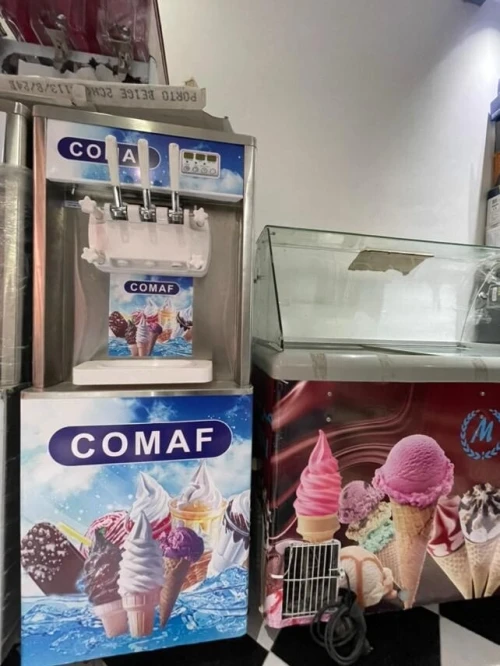 Matériel pour crèmerie 
