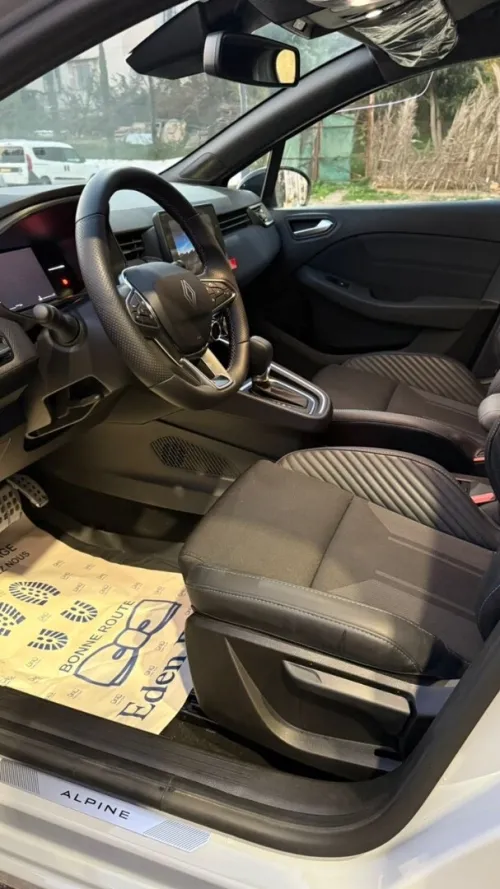 Renault Clio 5  2025 