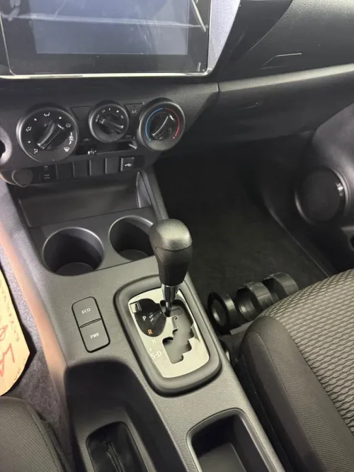 Toyota Revo  2025 GLx