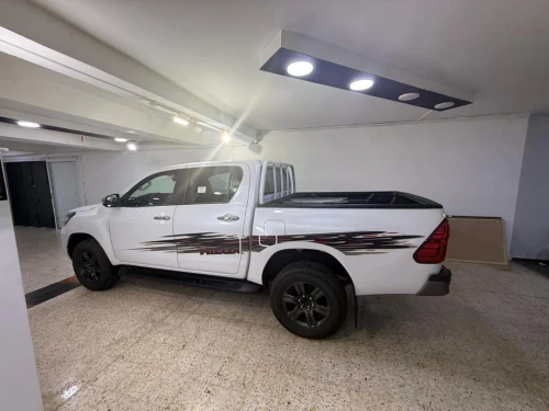 Toyota Revo  2025 GLx