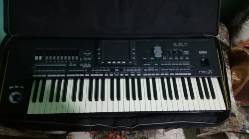 Korg pa4x pa3x très bon état