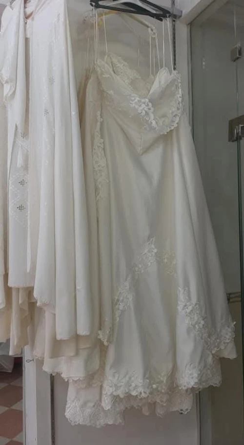 Vente Robes blanches et autres