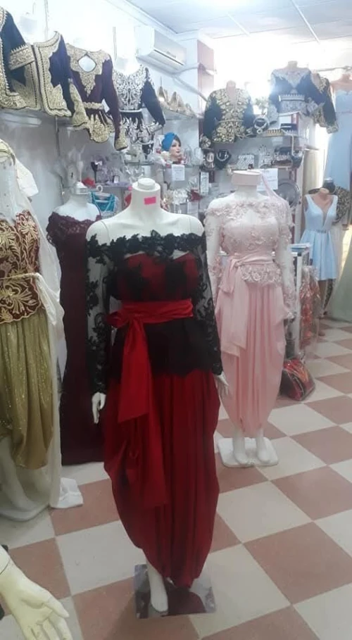 Vente Robes blanches et autres