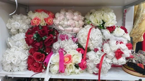 Vente Robes blanches et autres